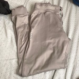 Balance athletica joggers